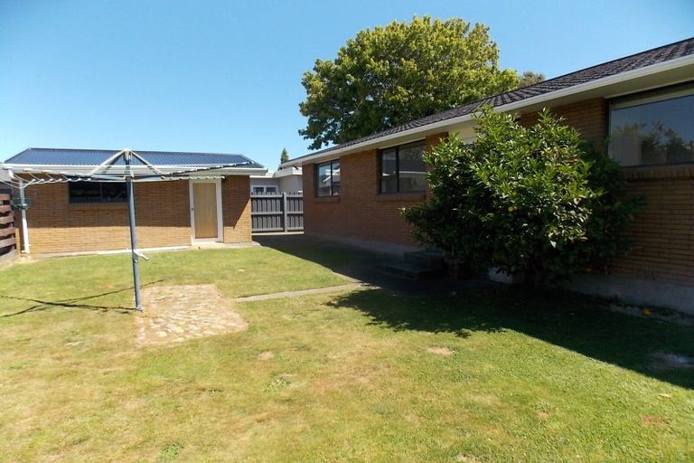 Photo of property in 64 Golders Road, Elderslea, Upper Hutt, 5018