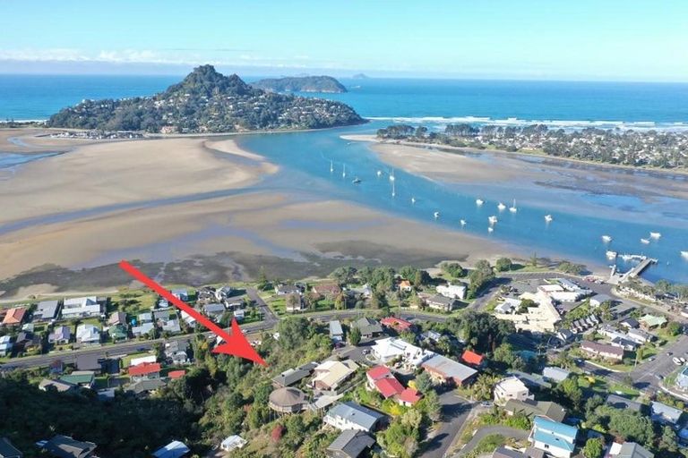 Photo of property in 16 Pine Grove, Tairua, 3508