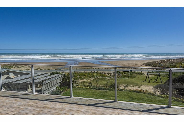 Photo of property in 19 Ocean Close, Te Kopuru, Dargaville, 0371