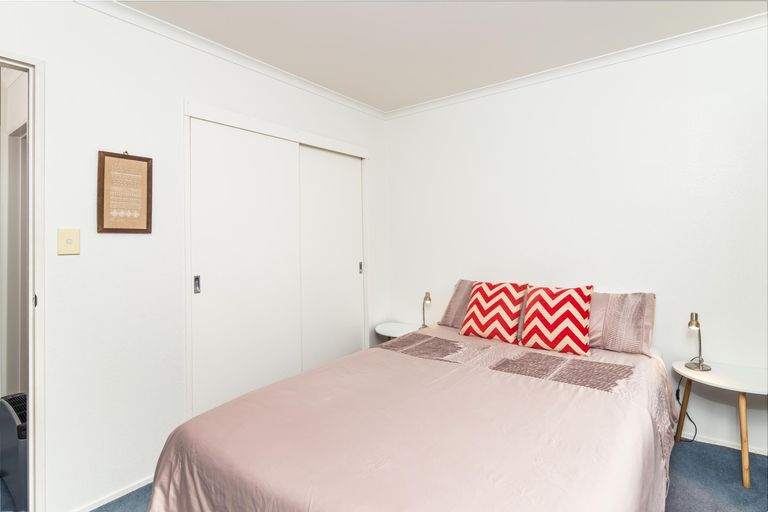 Photo of property in 2/24 Robinson Terrace, Rangatira Park, Taupo, 3330