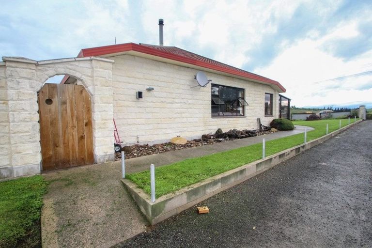 Photo of property in 67 Weston Road, Weston, Oamaru, 9401
