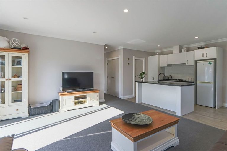 Photo of property in 5 Manatu Lane, Inglewood, 4330