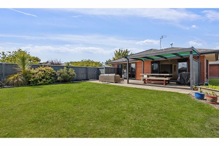 Photo of property in 33 Welsford Street, Woodend, 7610