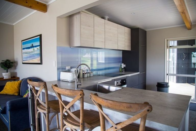 Photo of property in 19 Emmerdale Drive, Hahei, Whitianga, 3591