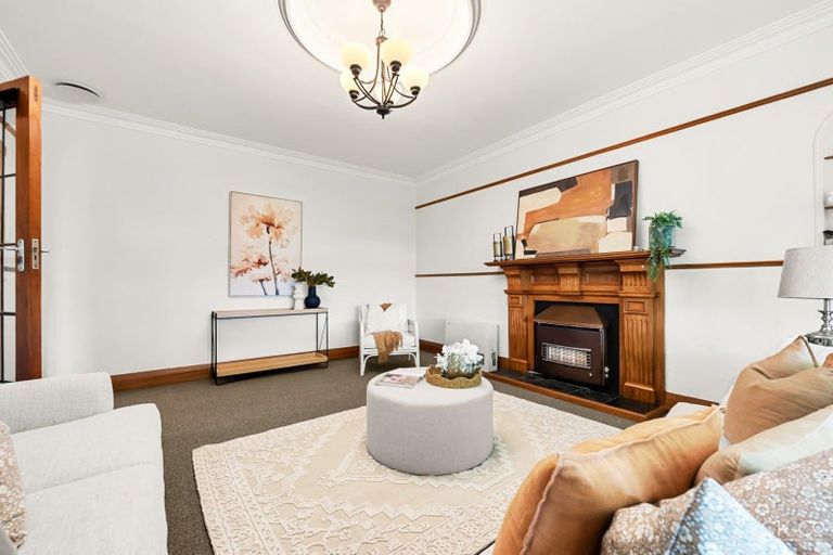 Photo of property in 30 Ludlam Crescent, Woburn, Lower Hutt, 5010