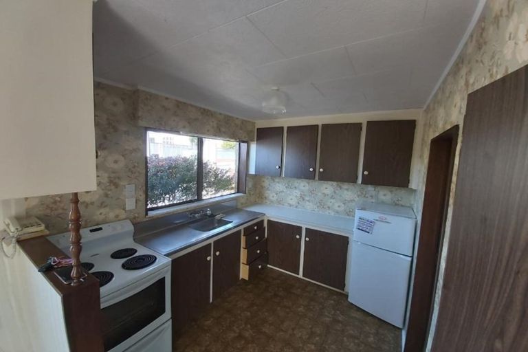 Photo of property in 18 Cutfield Road, New Plymouth, 4310