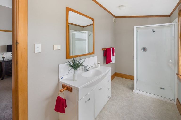 Photo of property in 6 Strathavon Road, Miramar, Wellington, 6022