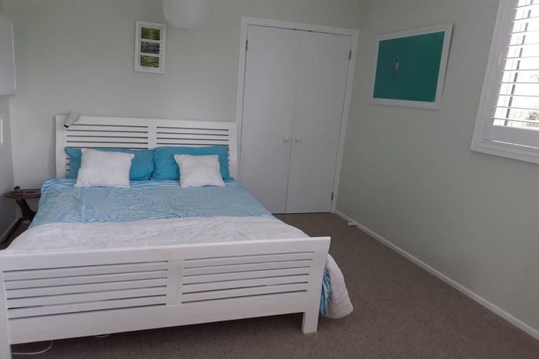 Photo of property in 24 Uenuku Avenue, Raglan, 3225