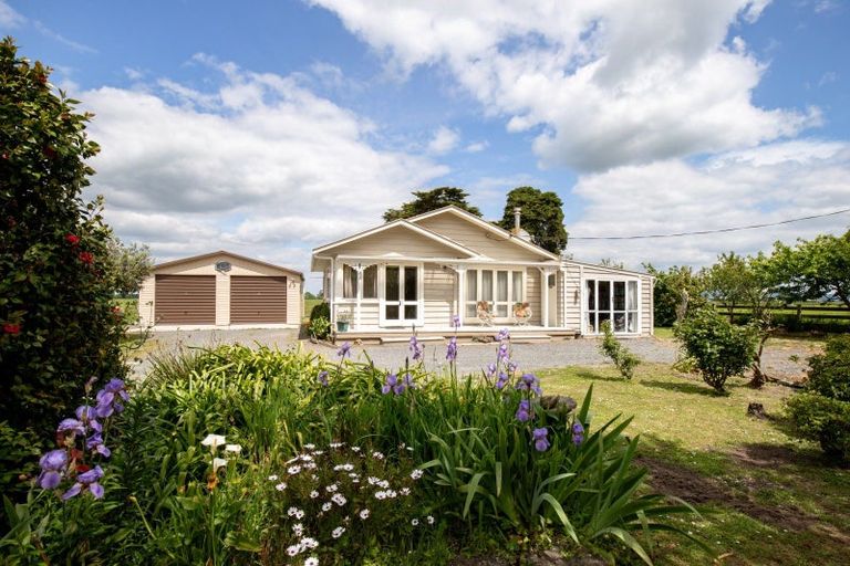 Photo of property in 898 State Highway 25, Waitakaruru, Thames, 3576