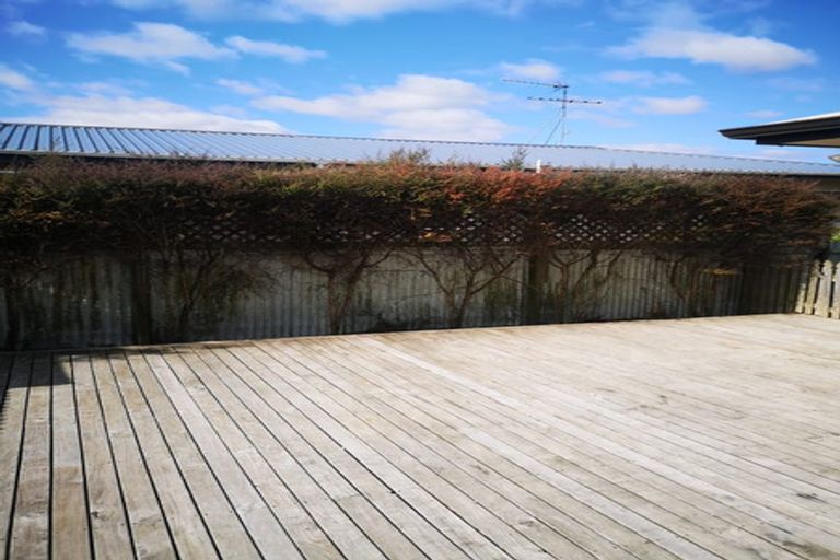 Photo of property in 15a Eastburn Street, Papakura, 2110