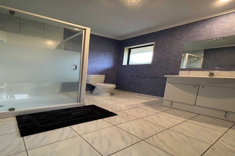 Photo of property in 151 Schnell Drive, Kelvin Grove, Palmerston North, 4414