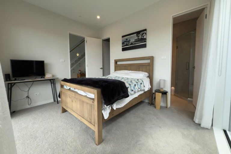 Photo of property in 144 Arran Point Parade, Orewa, 0931