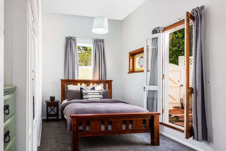 Photo of property in 29c North Terrace, Kelburn, Wellington, 6012