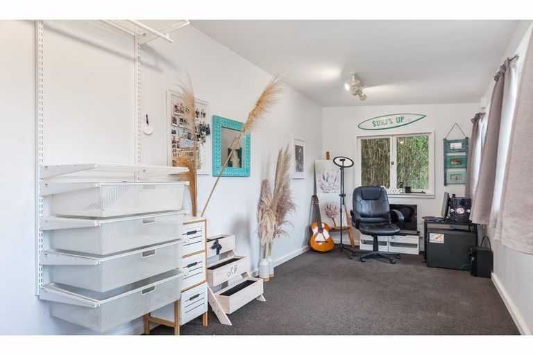 Photo of property in 77 Methuen Road, New Windsor, Auckland, 0600