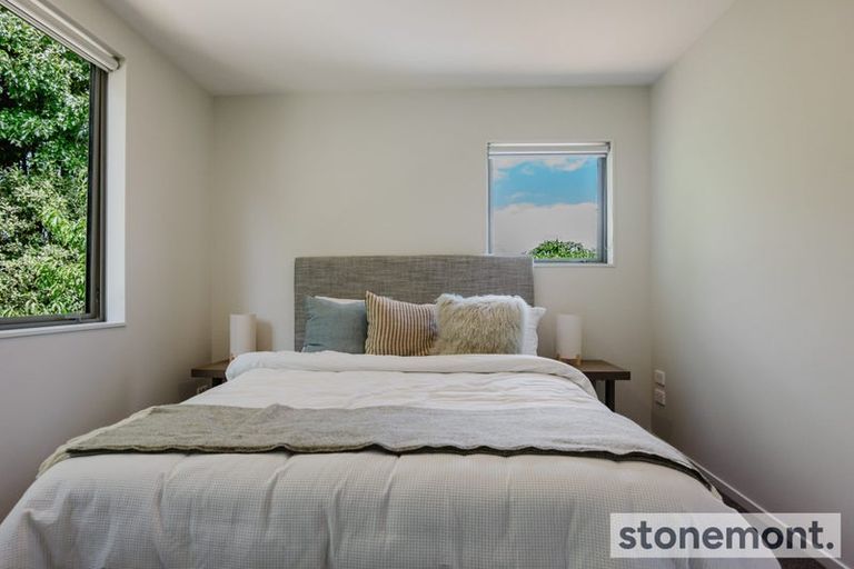 Photo of property in 30 Earlsworth Road, Mangere East, Auckland, 2024