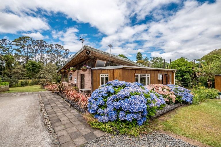 Photo of property in 121b Waimate North Road, Kerikeri, 0293