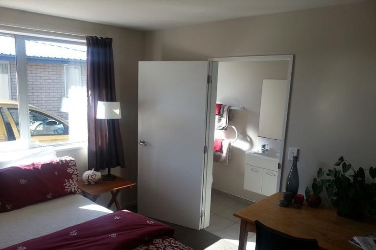 Photo of property in 15 Kyle Street, Riccarton, Christchurch, 8011