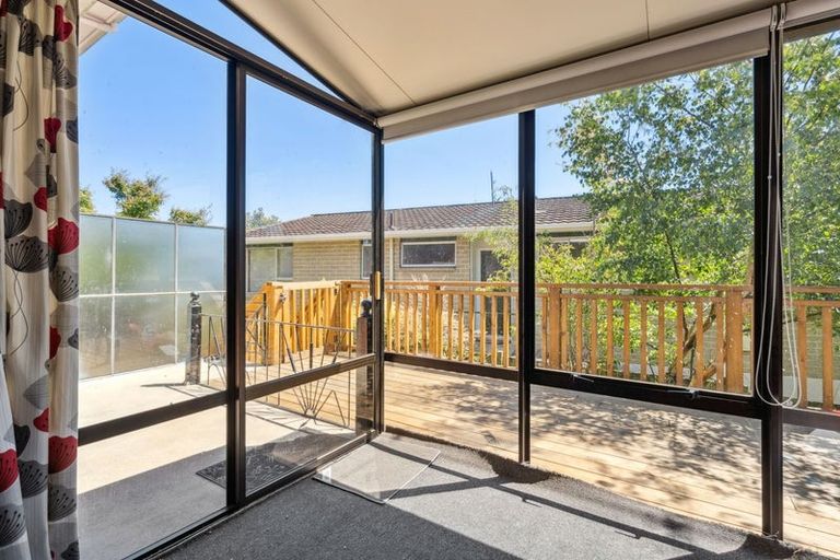 Photo of property in 16 Kinmont Crescent, Kinmont Park, Mosgiel, 9024