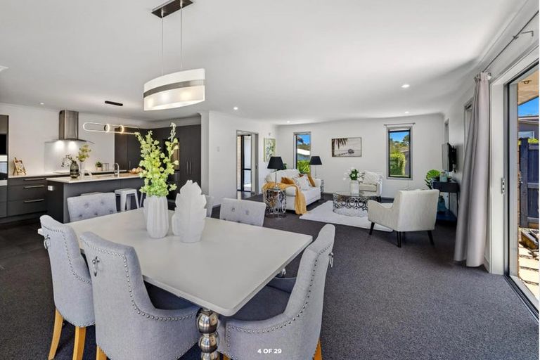 Photo of property in 6 Prospect Terrace, Silverdale, 0932