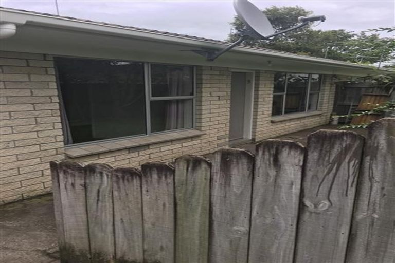Photo of property in 1/10a View Road, Papakura, 2110