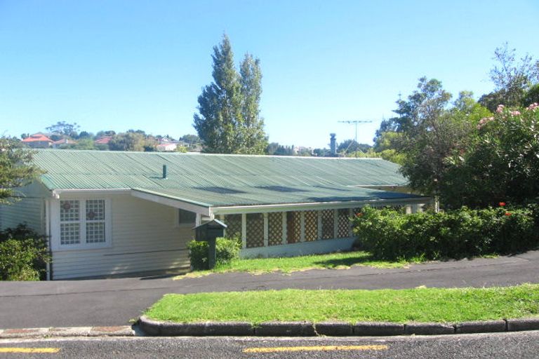 Photo of property in 15 Abingdon Place, Glendowie, Auckland, 1071