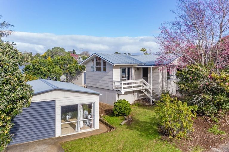 Photo of property in 20 Fairway Drive, Kerikeri, 0230