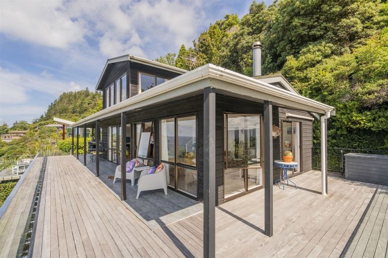 Photo of property in 1 Oceana Heights, Tairua, 3508