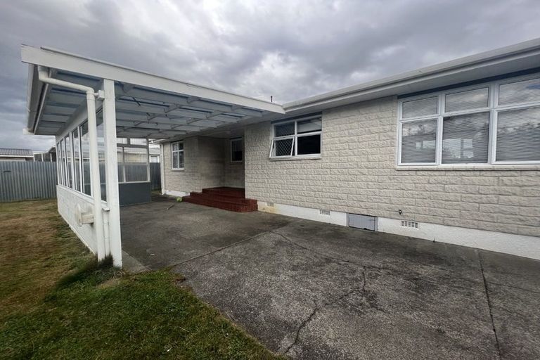 Photo of property in 174 Queen Street West, Levin, 5510