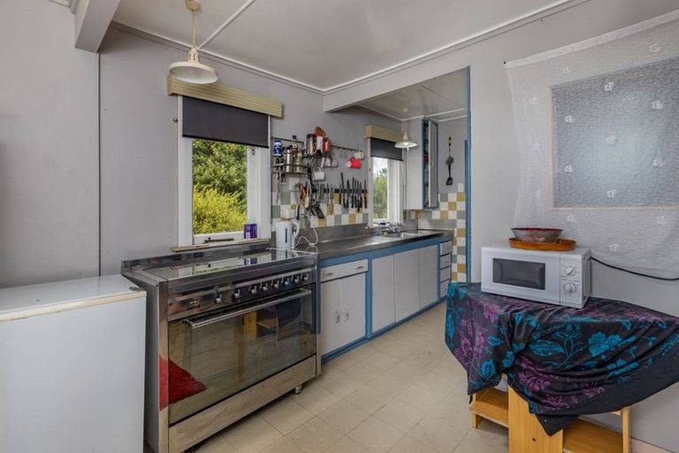 Photo of property in 111 Yorke Road, Haruru, 0204