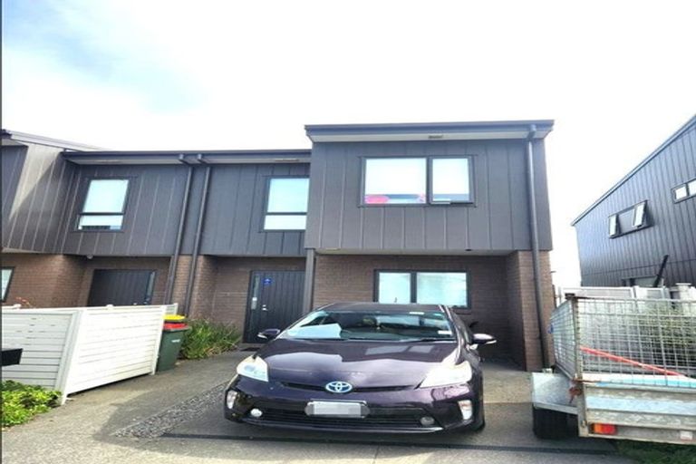 Photo of property in 17 Orona Place, Takanini, 2112