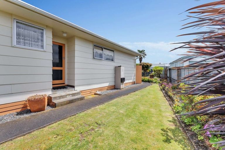 Photo of property in 25 Kapuni Street, Manaia, 4612
