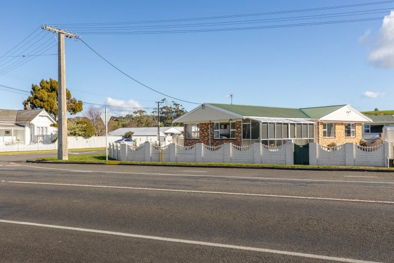 Photo of property in 13 Nelson Street, Waitara, 4320