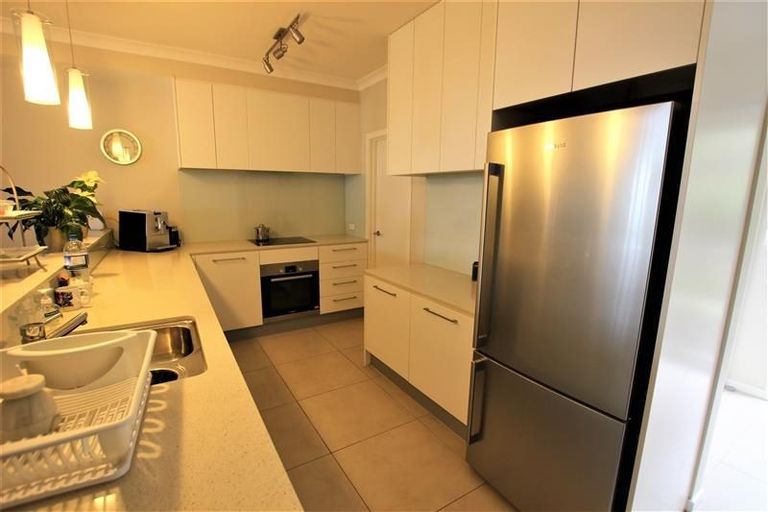 Photo of property in 33 Landmark Terrace, Orewa, 0931