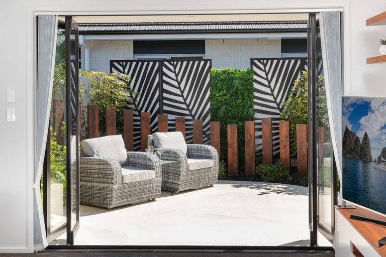 Photo of property in 24 Drabble Crescent, Papamoa Beach, Papamoa, 3118