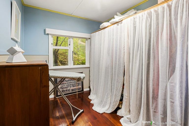 Photo of property in 60 Allington Road, Karori, Wellington, 6012