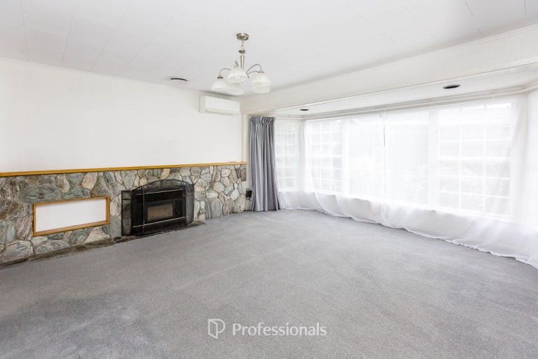 Photo of property in 35 Mountbatten Grove, Clouston Park, Upper Hutt, 5018