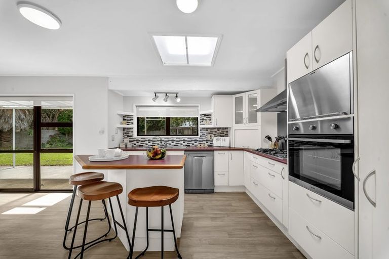 Photo of property in 7 Catania Place, Conifer Grove, Takanini, 2112