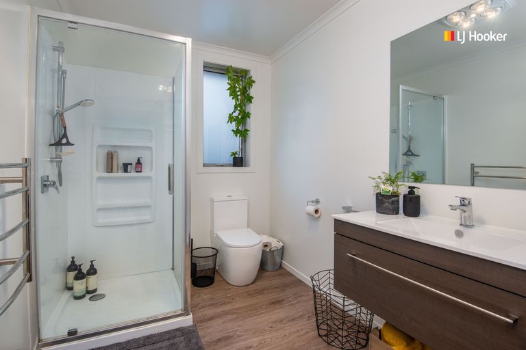 Photo of property in 2 Bruce Street, Mosgiel, 9024