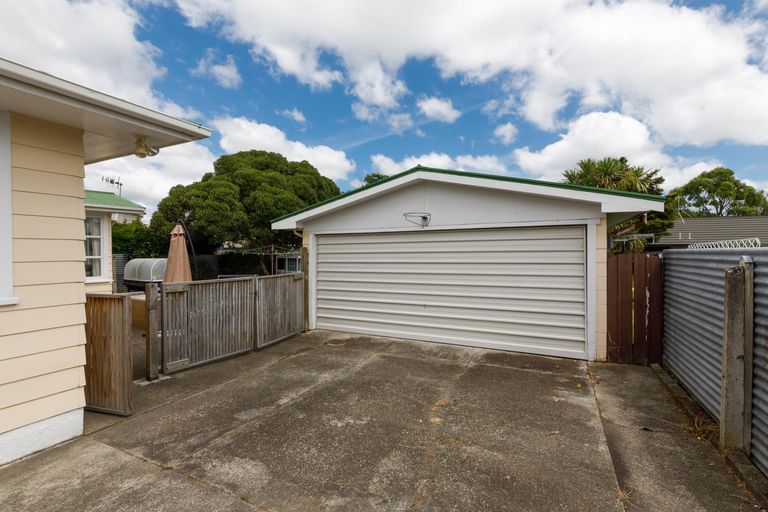Photo of property in 151 Limbrick Street, Terrace End, Palmerston North, 4410