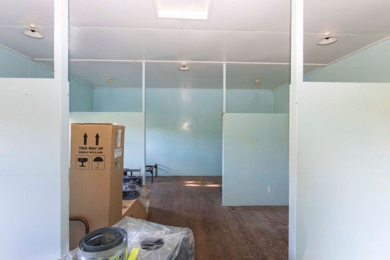 Photo of property in 496 Pukeatua Road, Dannevirke, 4975