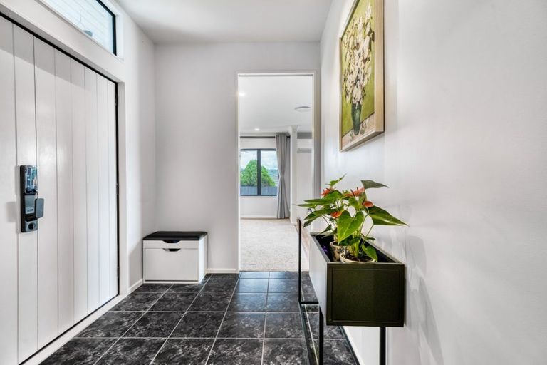 Photo of property in 5 Phoenicia Court, The Gardens, Auckland, 2105