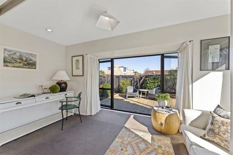 Photo of property in 54a Searells Road, Strowan, Christchurch, 8052