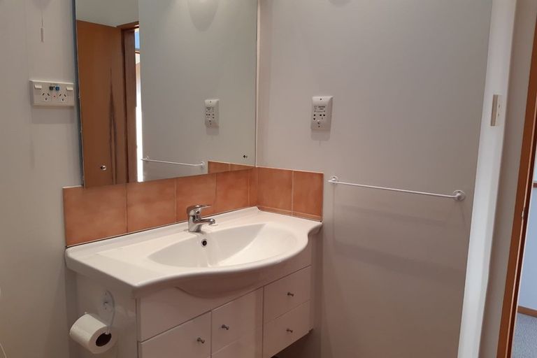 Photo of property in 4/20 Bristol Street, St Albans, Christchurch, 8014