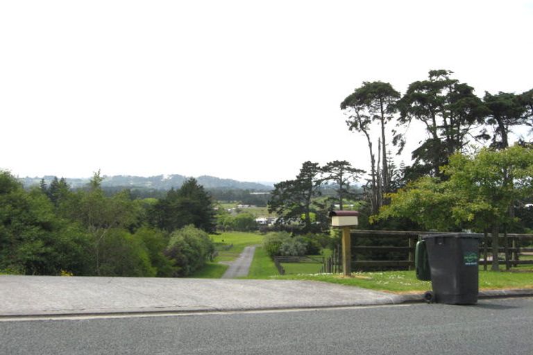 Photo of property in 32 Broadwood Rise, Kumeu, 0892