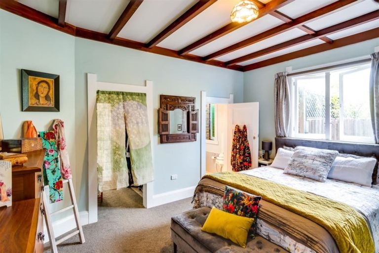 Photo of property in 15 Shamrock Street, Napier South, Napier, 4110