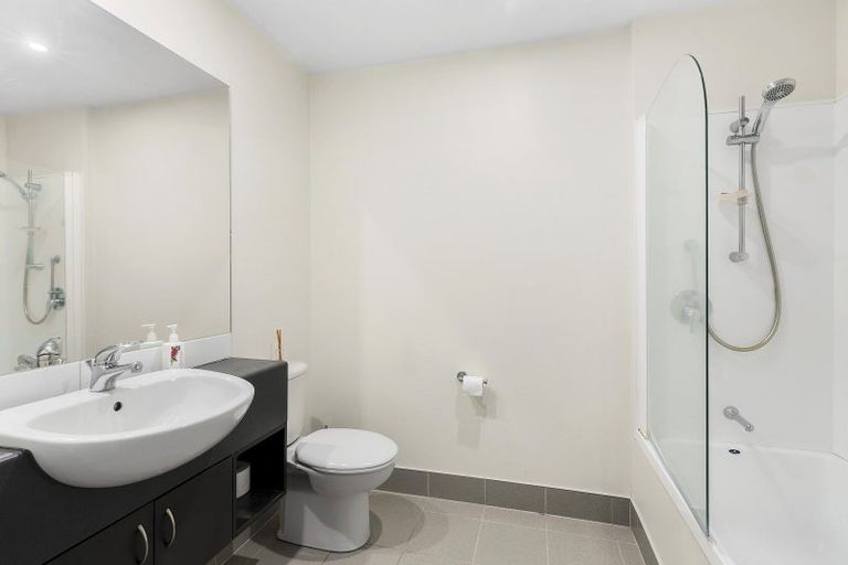 Photo of property in Kate Sheppard Apartments, 3e/42 Molesworth Street, Thorndon, Wellington, 6011