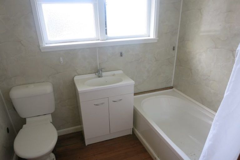 Photo of property in 6 Akaroa Street, Mairehau, Christchurch, 8013