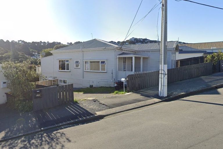 Photo of property in 16 Hamilton Road, Hataitai, Wellington, 6021
