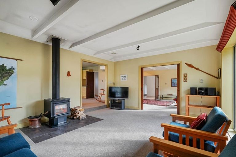 Photo of property in 9 Bridgemere Lane, Cracroft, Christchurch, 8022