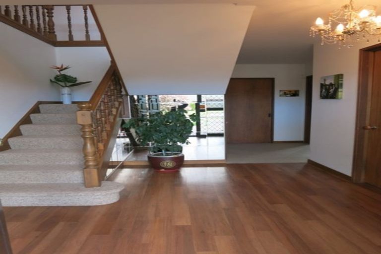 Photo of property in 17 San Rafael Place, Burnside, Christchurch, 8053